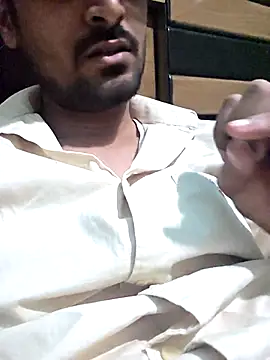 Snapshot of lusty_male69 chatting on 11-21-25, 10:47 lusty male69 online show from 11-21-25, 10:47