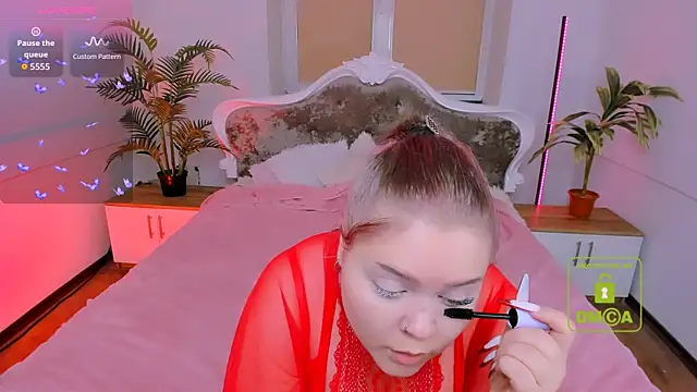 Erica  Alta online show from 10-25-25, 05:59