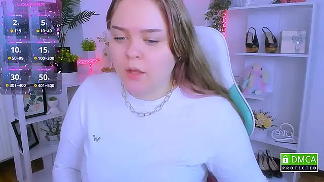 Erica  Alta online show from 12-15-25, 06:50