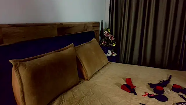 Snapshot of ShadowSweety chatting on 02-19-25, 09:58 ShadowSweety online show from 02-19-25, 09:58