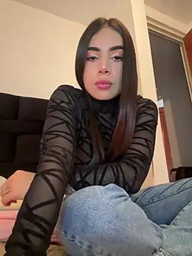 Snapshot of tamy_xoo chatting on 03-19-25, 10:53 tamy xoo online show from 03-19-25, 10:53