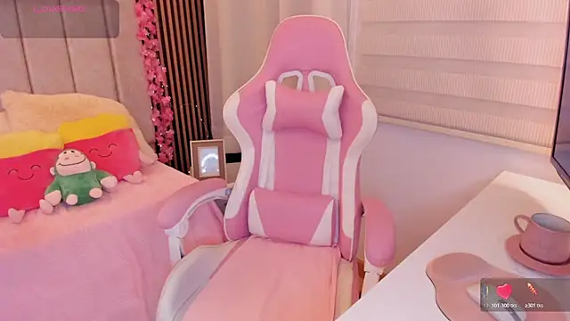 Snapshot of tamy_xoo chatting on 12-19-25, 05:31 tamy xoo online show from 12-19-25, 05:31