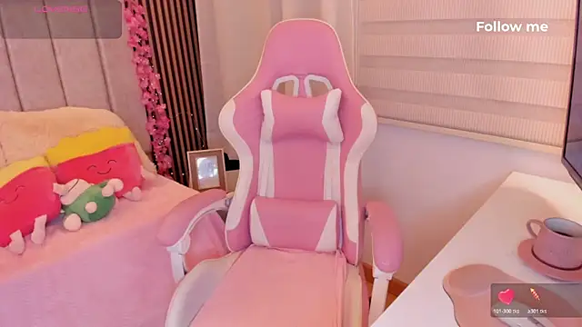 Snapshot of tamy_xoo chatting on 12-20-25, 06:15 tamy xoo online show from 12-20-25, 06:15