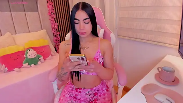 Snapshot of tamy_xoo chatting on 01-14-26, 05:18 tamy xoo online show from 01-14-26, 05:18