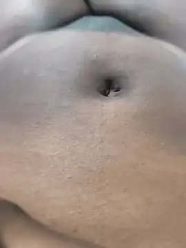 Snapshot of gatinha776 chatting on 10-17-25, 10:07 gatinha776 online show from 10-17-25, 10:07