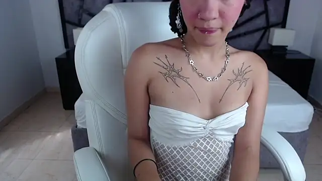 Snapshot of ilitzy_cardona chatting on 02-17-25, 06:48 ilitzy cardona online show from 02-17-25, 06:48