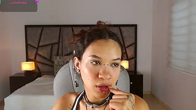 Snapshot of ilitzy_cardona chatting on 09-27-25, 07:41 ilitzy cardona online show from 09-27-25, 07:41