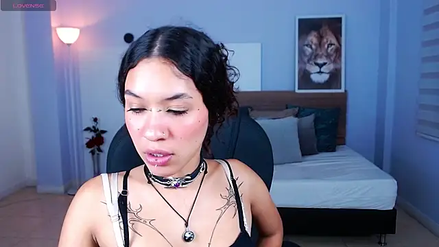 Snapshot of ilitzy_cardona chatting on 10-21-25, 02:23 ilitzy cardona online show from 10-21-25, 02:23