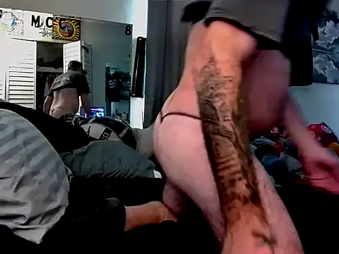 Snapshot of 1badfucka chatting on 01-30-25, 03:29 1badfucka online show from 01-30-25, 03:29