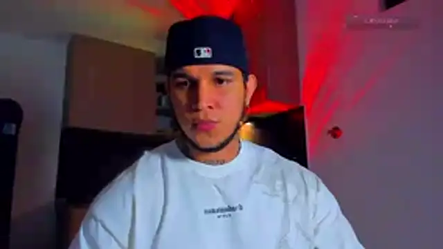 austinoficial online show from 04-08-26, 01:27