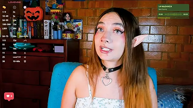 Annycolin  online show from 10-22-25, 03:18