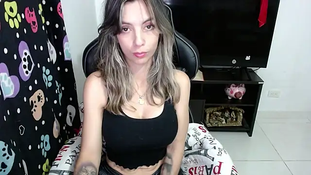 Princezzlove3 online show from 01-15-25, 10:13