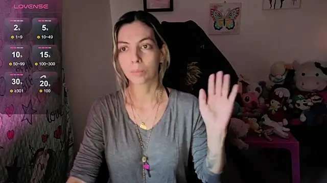 Princezzlove3 online show from 09-12-25, 04:51