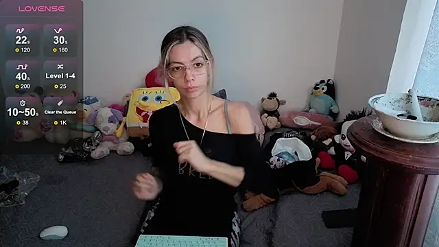 Snapshot of Princezzlove3 chatting on 02-18-26, 12:23 Princezzlove3 online show from 02-18-26, 12:23