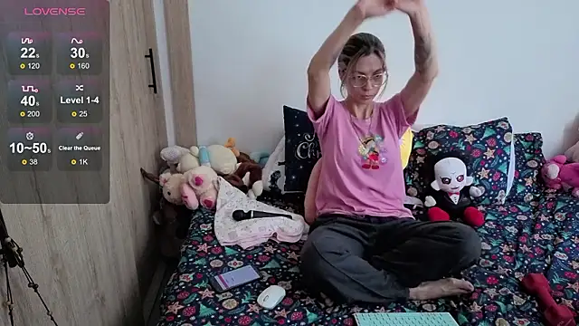 Snapshot of Princezzlove3 chatting on 03-10-26, 12:32 Princezzlove3 online show from 03-10-26, 12:32