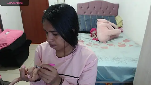 july-feria online show from 09-08-25, 05:34