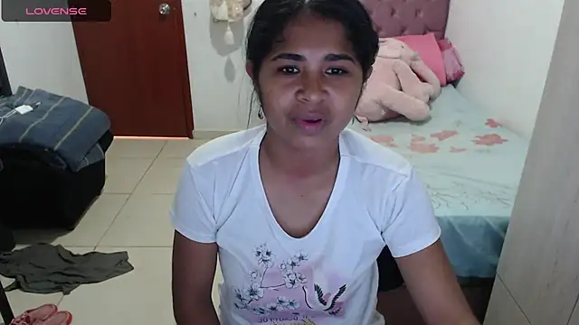 july-feria online show from 10-16-25, 05:25