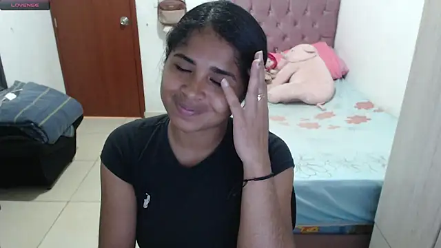 july-feria online show from 10-27-25, 07:18