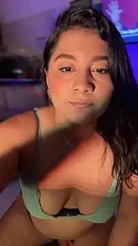 Snapshot of saraa_franco_ chatting on 10-30-25, 03:52 saraa franco online show from 10-30-25, 03:52