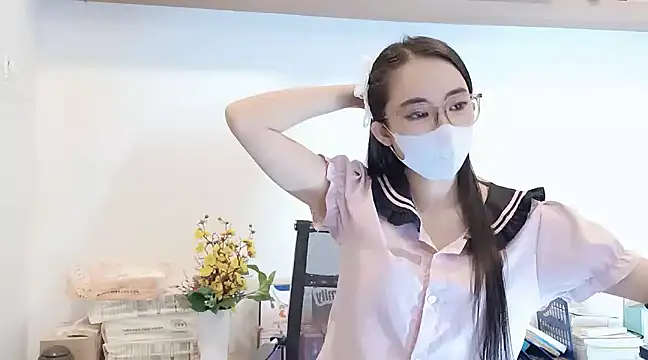 Lush-Office online show from 03-18-25, 01:20