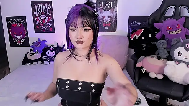 Snapshot of raven__white1 chatting on 02-06-26, 08:34 raven white1 online show from 02-06-26, 08:34