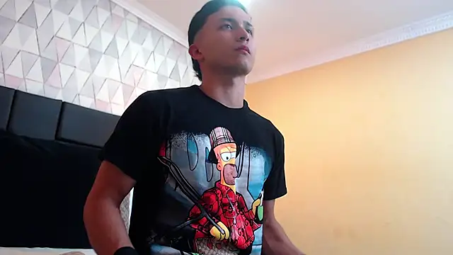 Snapshot of BrandonColee chatting on 01-19-25, 12:17 BrandonColee online show from 01-19-25, 12:17