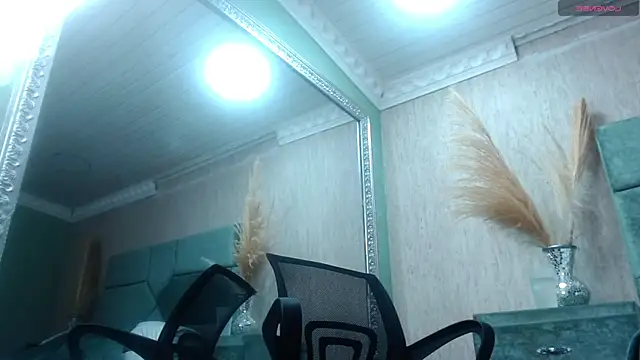 Snapshot of BrandonColee chatting on 01-30-25, 12:37 BrandonColee online show from 01-30-25, 12:37