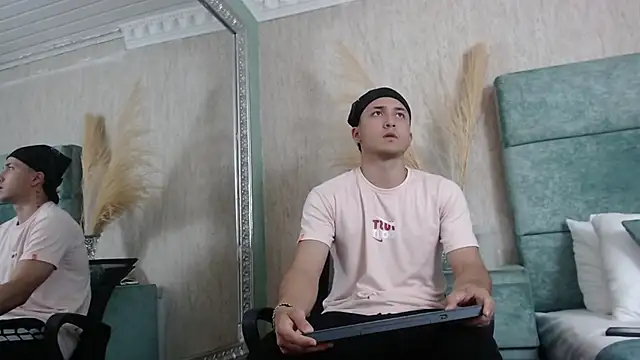 Snapshot of BrandonColee chatting on 02-03-25, 12:36 BrandonColee online show from 02-03-25, 12:36