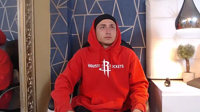 Snapshot of BrandonColee chatting on 02-24-25, 12:16 BrandonColee online show from 02-24-25, 12:16