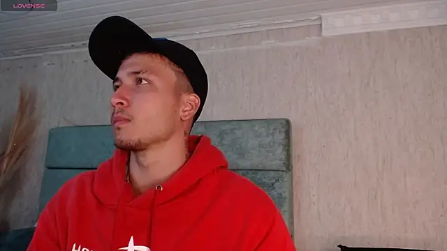 Snapshot of BrandonColee chatting on 03-09-25, 11:58 BrandonColee online show from 03-09-25, 11:58