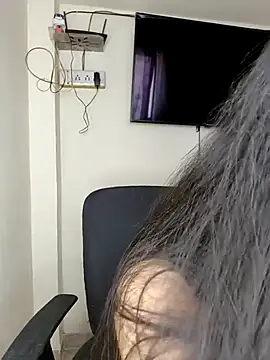 Snapshot of Babbyy_doll chatting on 03-19-25, 09:38 Babbyy doll online show from 03-19-25, 09:38