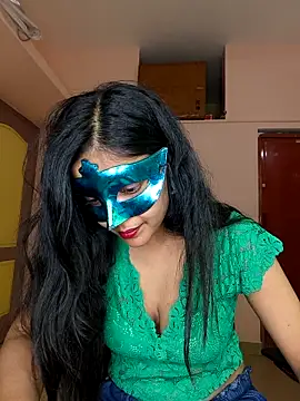 Snapshot of Babbyy_doll chatting on 10-15-25, 07:19 Babbyy doll online show from 10-15-25, 07:19