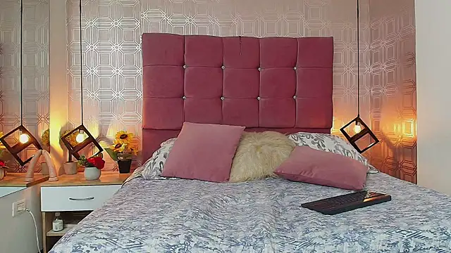 victoriapalmerfg online show from 03-08-25, 06:47