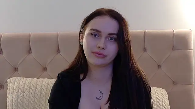 Lilliana Moon online show from 01-24-25, 04:49