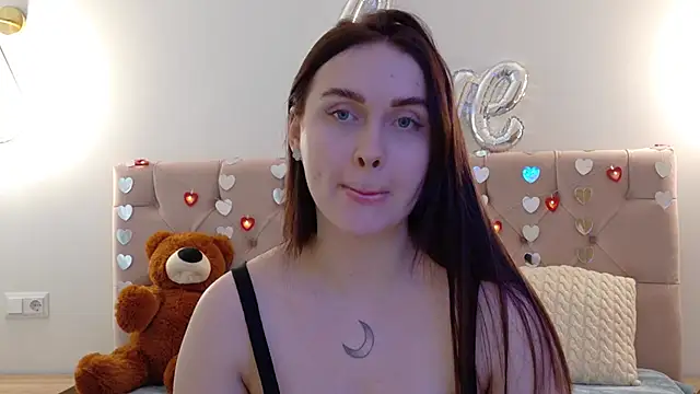 Lilliana Moon online show from 02-27-25, 09:43