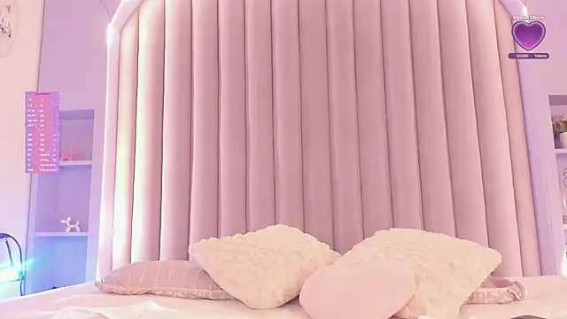 SabrinaSpell  online show from 03-10-25, 11:42