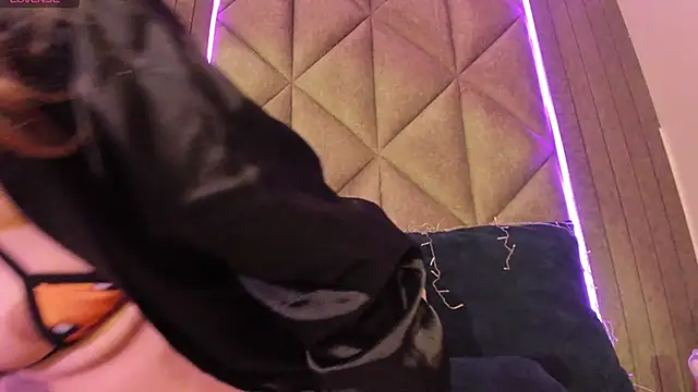 SabrinaSpell  online show from 03-18-25, 02:59