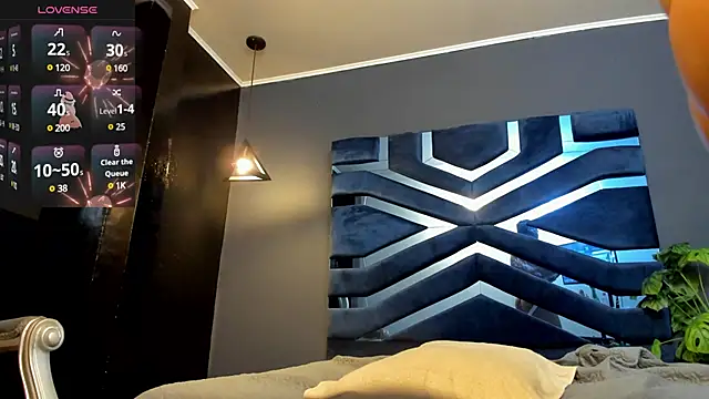 Snapshot of bruno_cavalli chatting on 02-12-25, 08:18 bruno cavalli online show from 02-12-25, 08:18