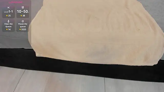 Snapshot of bruno_cavalli chatting on 03-08-25, 12:44 bruno cavalli online show from 03-08-25, 12:44