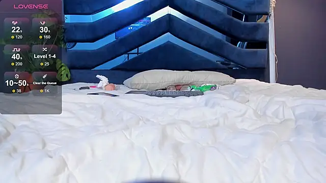 Snapshot of bruno_cavalli chatting on 03-14-25, 08:28 bruno cavalli online show from 03-14-25, 08:28