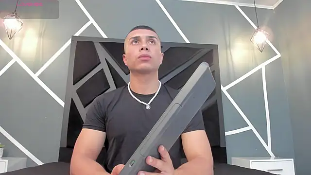 Snapshot of bruno_cavalli chatting on 01-08-26, 05:15 bruno cavalli online show from 01-08-26, 05:15