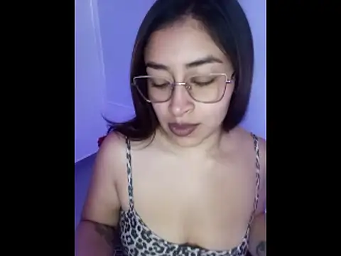 Snapshot of AnonymousGirl chatting on 06-20-26, 06:54 AnonymousGirl online show from 06-20-26, 06:54