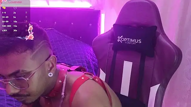 Snapshot of eros-0001 chatting on 01-16-25, 07:17 eros-0001 online show from 01-16-25, 07:17