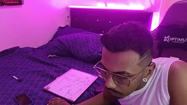 Snapshot of eros-0001 chatting on 01-17-25, 03:01 eros-0001 online show from 01-17-25, 03:01