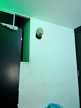 Latinos 2001 online show from 01-25-25, 03:09