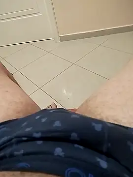 xristoss11 online show from 03-08-25, 04:06