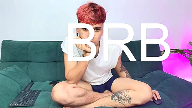 Snapshot of Sky_dirty chatting on 03-21-25, 08:28 Sky dirty online show from 03-21-25, 08:28