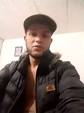 Snapshot of im_dominik chatting on 01-13-25, 06:38 im dominik online show from 01-13-25, 06:38