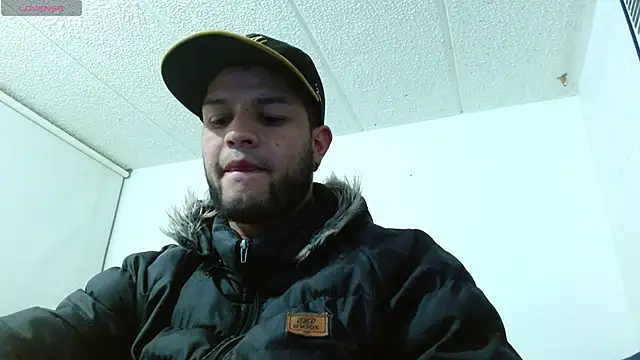 Snapshot of im_dominik chatting on 01-15-25, 11:53 im dominik online show from 01-15-25, 11:53