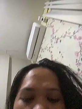 Snapshot of SophiaCourthaway chatting on 01-14-26, 06:02 SophiaCourthaway online show from 01-14-26, 06:02